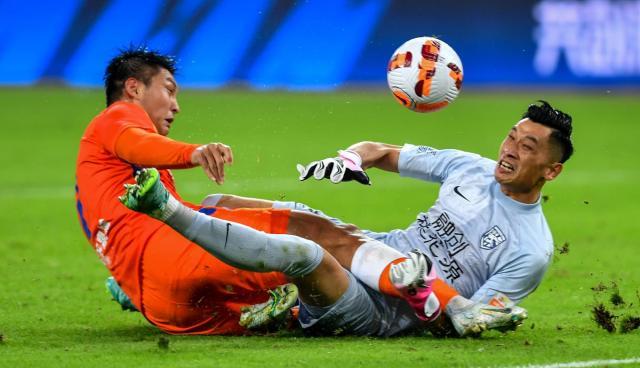 开云官方网站-四外援难擒单外援 中超天王山之战泰山没赢就是输