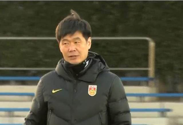 开云登录入口-李霄鹏谈归化：要看到积极一面 全员状态都很好